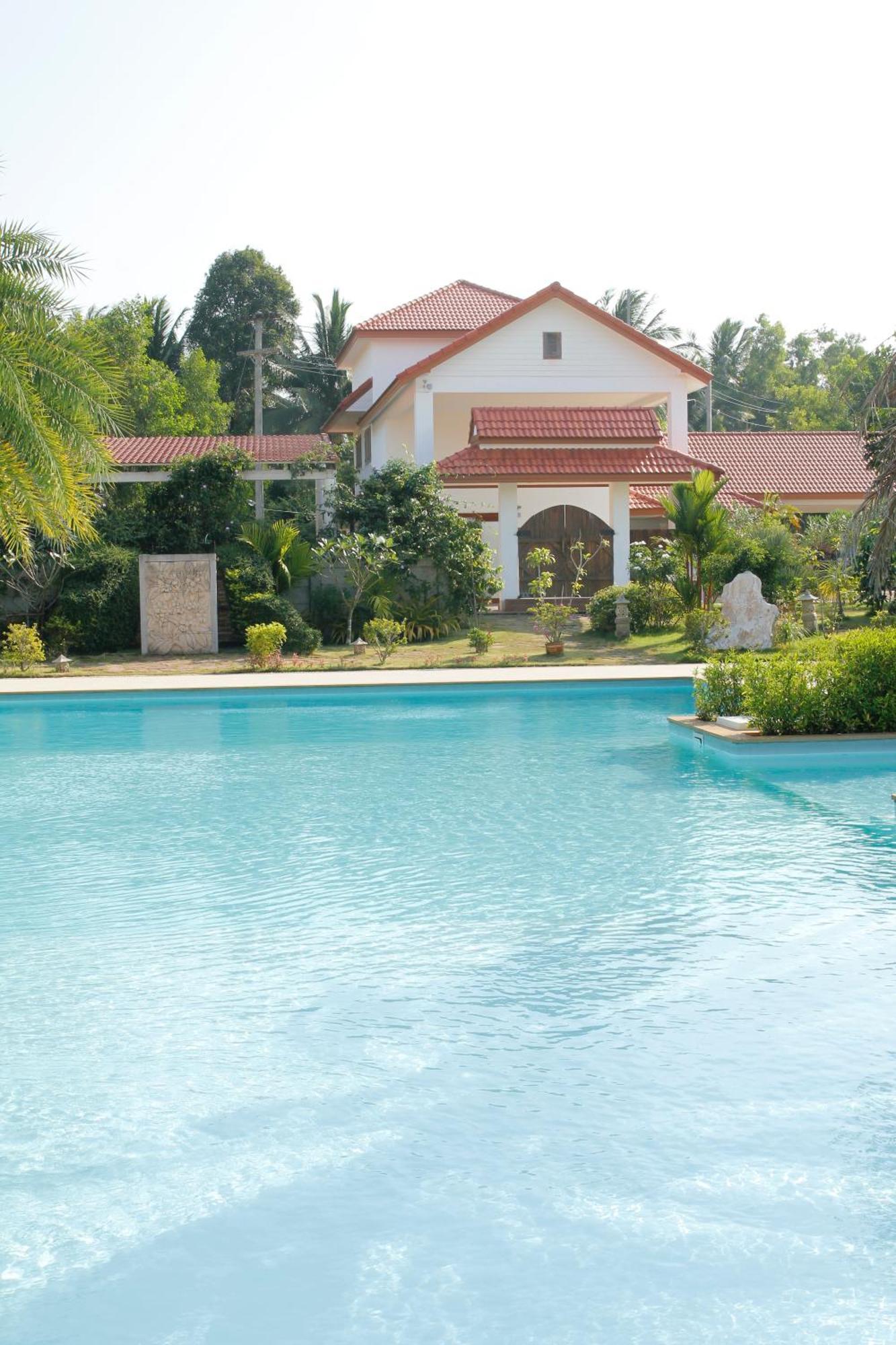 Armonia Village Resort And Spa Csumphon Kültér fotó