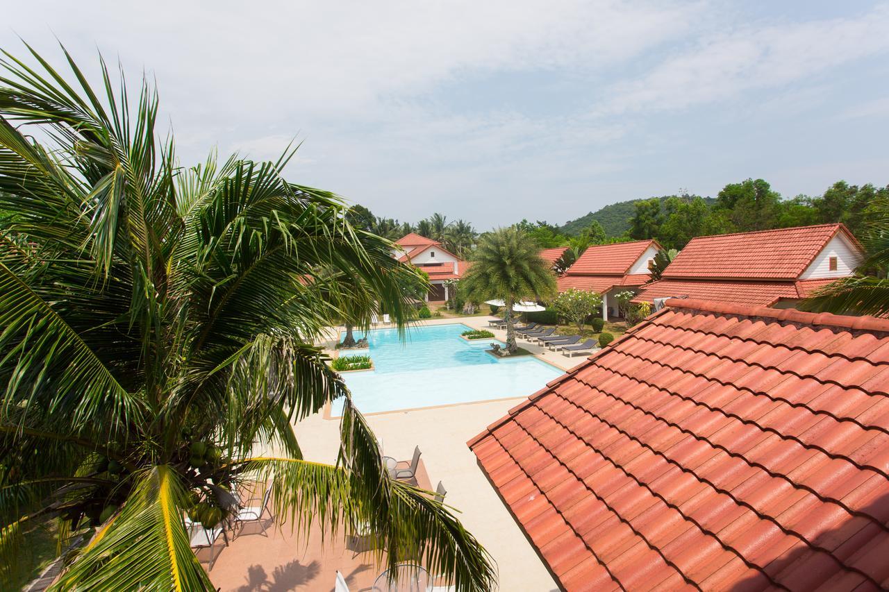 Armonia Village Resort And Spa Csumphon Kültér fotó