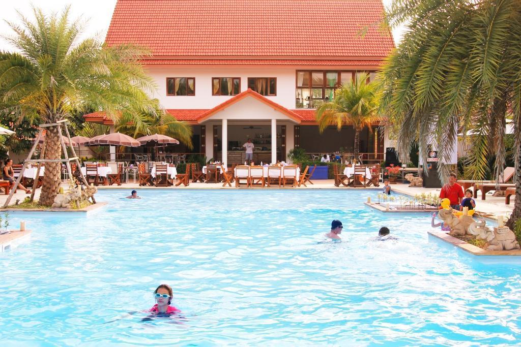 Armonia Village Resort And Spa Csumphon Kültér fotó